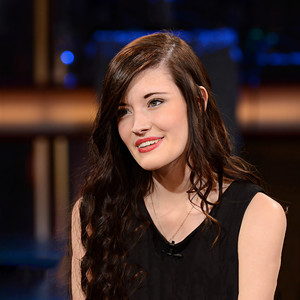 Madeline Juno资料,Madeline Juno最新歌曲,Madeline JunoMV视频,Madeline Juno音乐专辑,Madeline Juno好听的歌