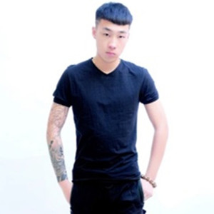 黑哥资料,黑哥最新歌曲,黑哥MV视频,黑哥音乐专辑,黑哥好听的歌