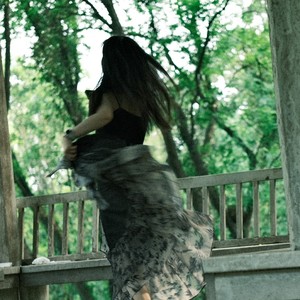 嘬一口青梅啾资料,嘬一口青梅啾最新歌曲,嘬一口青梅啾MV视频,嘬一口青梅啾音乐专辑,嘬一口青梅啾好听的歌