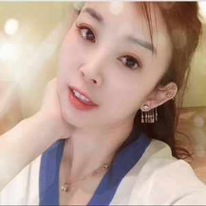 笑笑资料,笑笑最新歌曲,笑笑MV视频,笑笑音乐专辑,笑笑好听的歌