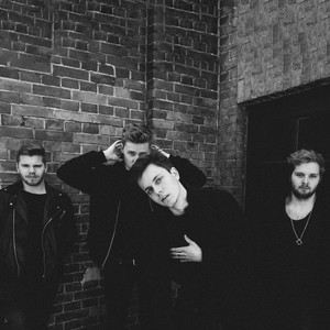 Walking 0n A Dream (Razz X Zack Martino Remix)