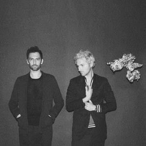 Aaron资料,Aaron最新歌曲,AaronMV视频,Aaron音乐专辑,Aaron好听的歌