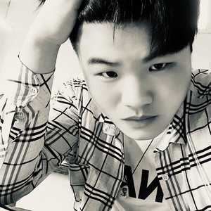 小阿飞资料,小阿飞最新歌曲,小阿飞MV视频,小阿飞音乐专辑,小阿飞好听的歌