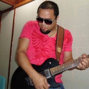 Cacau Santos资料,Cacau Santos最新歌曲,Cacau SantosMV视频,Cacau Santos音乐专辑,Cacau Santos好听的歌