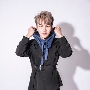 黄浚维资料,黄浚维最新歌曲,黄浚维MV视频,黄浚维音乐专辑,黄浚维好听的歌