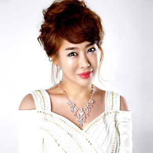 최라윤 (Choi Ra Yoon)资料,최라윤 (Choi Ra Yoon)最新歌曲,최라윤 (Choi Ra Yoon)MV视频,최라윤 (Choi Ra Yoon)音乐专辑,최라윤 (Choi Ra Yoon)好听的歌