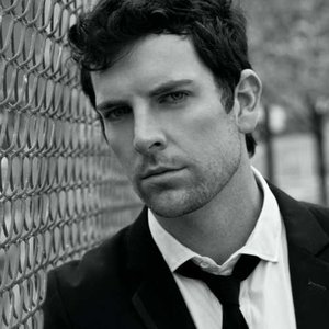 Chris Mann资料,Chris Mann最新歌曲,Chris MannMV视频,Chris Mann音乐专辑,Chris Mann好听的歌