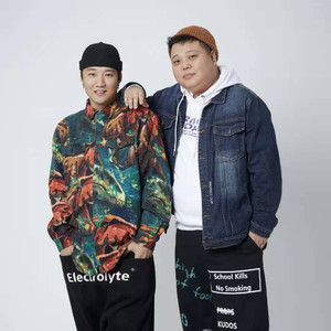 半斤八两资料,半斤八两最新歌曲,半斤八两MV视频,半斤八两音乐专辑,半斤八两好听的歌