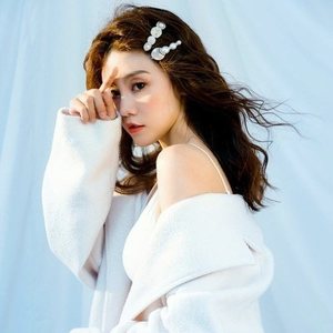 小丽比资料,小丽比最新歌曲,小丽比MV视频,小丽比音乐专辑,小丽比好听的歌