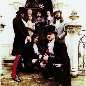 Mago De Oz资料,Mago De Oz最新歌曲,Mago De OzMV视频,Mago De Oz音乐专辑,Mago De Oz好听的歌