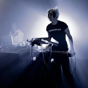 Exosun资料,Exosun最新歌曲,ExosunMV视频,Exosun音乐专辑,Exosun好听的歌