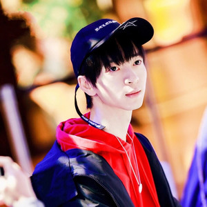 木易斐然资料,木易斐然最新歌曲,木易斐然MV视频,木易斐然音乐专辑,木易斐然好听的歌