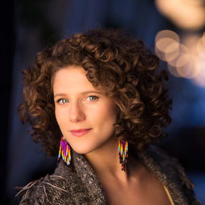 Cyrille Aimee资料,Cyrille Aimee最新歌曲,Cyrille AimeeMV视频,Cyrille Aimee音乐专辑,Cyrille Aimee好听的歌