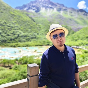 谭杨资料,谭杨最新歌曲,谭杨MV视频,谭杨音乐专辑,谭杨好听的歌