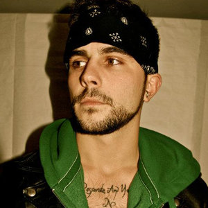 Mikel James资料,Mikel James最新歌曲,Mikel JamesMV视频,Mikel James音乐专辑,Mikel James好听的歌