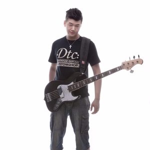 钱昱成资料,钱昱成最新歌曲,钱昱成MV视频,钱昱成音乐专辑,钱昱成好听的歌