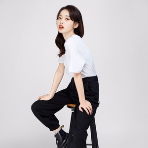 陈莫甜资料,陈莫甜最新歌曲,陈莫甜MV视频,陈莫甜音乐专辑,陈莫甜好听的歌