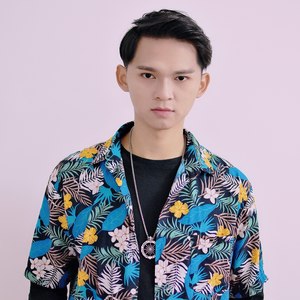 许宇伟资料,许宇伟最新歌曲,许宇伟MV视频,许宇伟音乐专辑,许宇伟好听的歌