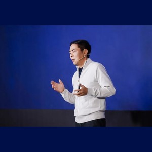 张小龙资料,张小龙最新歌曲,张小龙MV视频,张小龙音乐专辑,张小龙好听的歌