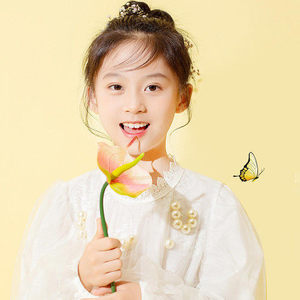 肖诗怡资料,肖诗怡最新歌曲,肖诗怡MV视频,肖诗怡音乐专辑,肖诗怡好听的歌