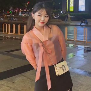 莜莜资料,莜莜最新歌曲,莜莜MV视频,莜莜音乐专辑,莜莜好听的歌