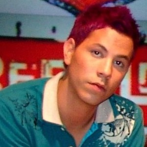 Christian Chávez资料,Christian Chávez最新歌曲,Christian ChávezMV视频,Christian Chávez音乐专辑,Christian Chávez好听的歌