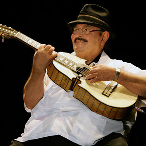 Yomo Toro资料,Yomo Toro最新歌曲,Yomo ToroMV视频,Yomo Toro音乐专辑,Yomo Toro好听的歌