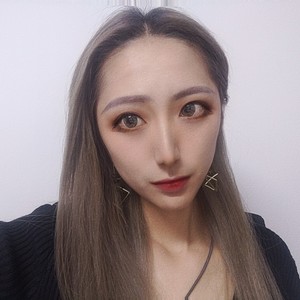 HH伊伊资料,HH伊伊最新歌曲,HH伊伊MV视频,HH伊伊音乐专辑,HH伊伊好听的歌