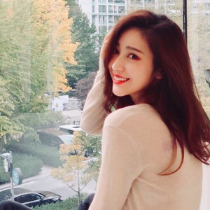 伊籽资料,伊籽最新歌曲,伊籽MV视频,伊籽音乐专辑,伊籽好听的歌