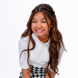 Angelica Hale