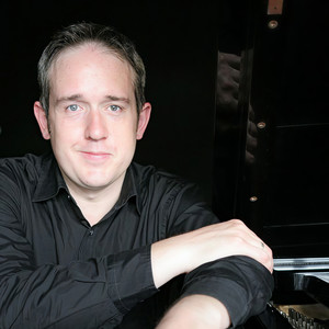 Clemens Leske资料,Clemens Leske最新歌曲,Clemens LeskeMV视频,Clemens Leske音乐专辑,Clemens Leske好听的歌