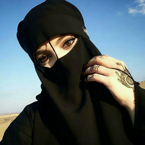 今夜我想喝醉，一个人却没有人来陪！