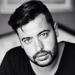 Robbie Rise资料,Robbie Rise最新歌曲,Robbie RiseMV视频,Robbie Rise音乐专辑,Robbie Rise好听的歌