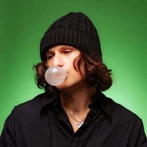 CADE资料,CADE最新歌曲,CADEMV视频,CADE音乐专辑,CADE好听的歌