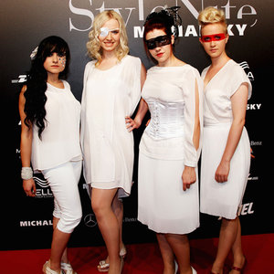 EKLIPSE资料,EKLIPSE最新歌曲,EKLIPSEMV视频,EKLIPSE音乐专辑,EKLIPSE好听的歌