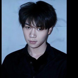 何雄雄资料,何雄雄最新歌曲,何雄雄MV视频,何雄雄音乐专辑,何雄雄好听的歌