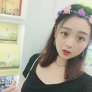 李佳怡资料,李佳怡最新歌曲,李佳怡MV视频,李佳怡音乐专辑,李佳怡好听的歌