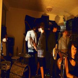 Whirl资料,Whirl最新歌曲,WhirlMV视频,Whirl音乐专辑,Whirl好听的歌
