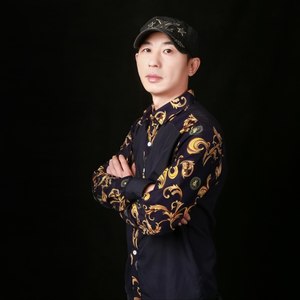 思绪成雨资料,思绪成雨最新歌曲,思绪成雨MV视频,思绪成雨音乐专辑,思绪成雨好听的歌
