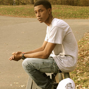 Dyemond Lewis资料,Dyemond Lewis最新歌曲,Dyemond LewisMV视频,Dyemond Lewis音乐专辑,Dyemond Lewis好听的歌