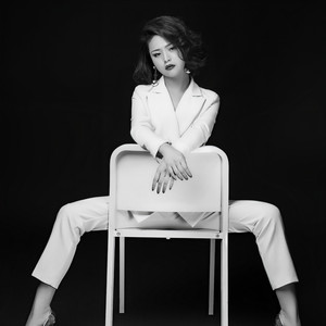 鲜婉婉资料,鲜婉婉最新歌曲,鲜婉婉MV视频,鲜婉婉音乐专辑,鲜婉婉好听的歌