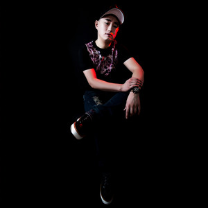 DJhope小春资料,DJhope小春最新歌曲,DJhope小春MV视频,DJhope小春音乐专辑,DJhope小春好听的歌