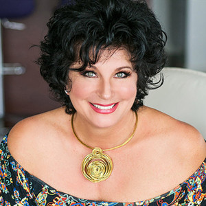 Ildiko Komlosi资料,Ildiko Komlosi最新歌曲,Ildiko KomlosiMV视频,Ildiko Komlosi音乐专辑,Ildiko Komlosi好听的歌