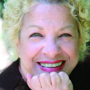 Camille Saviola资料,Camille Saviola最新歌曲,Camille SaviolaMV视频,Camille Saviola音乐专辑,Camille Saviola好听的歌