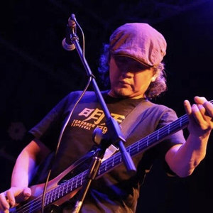 马木尔Mamer资料,马木尔Mamer最新歌曲,马木尔MamerMV视频,马木尔Mamer音乐专辑,马木尔Mamer好听的歌