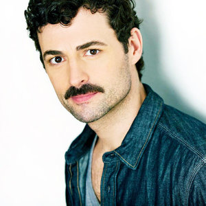 Max von Essen资料,Max von Essen最新歌曲,Max von EssenMV视频,Max von Essen音乐专辑,Max von Essen好听的歌