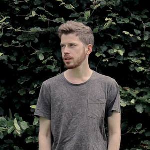 Tom McKenzie资料,Tom McKenzie最新歌曲,Tom McKenzieMV视频,Tom McKenzie音乐专辑,Tom McKenzie好听的歌