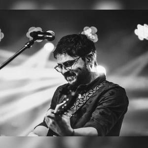 Lucio Feuillet资料,Lucio Feuillet最新歌曲,Lucio FeuilletMV视频,Lucio Feuillet音乐专辑,Lucio Feuillet好听的歌