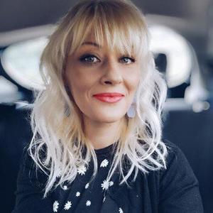 Mika Ella资料,Mika Ella最新歌曲,Mika EllaMV视频,Mika Ella音乐专辑,Mika Ella好听的歌