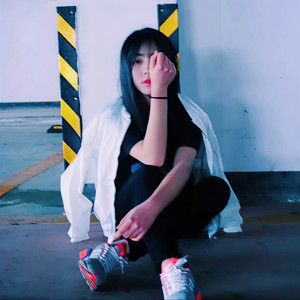 李嘉昕资料,李嘉昕最新歌曲,李嘉昕MV视频,李嘉昕音乐专辑,李嘉昕好听的歌